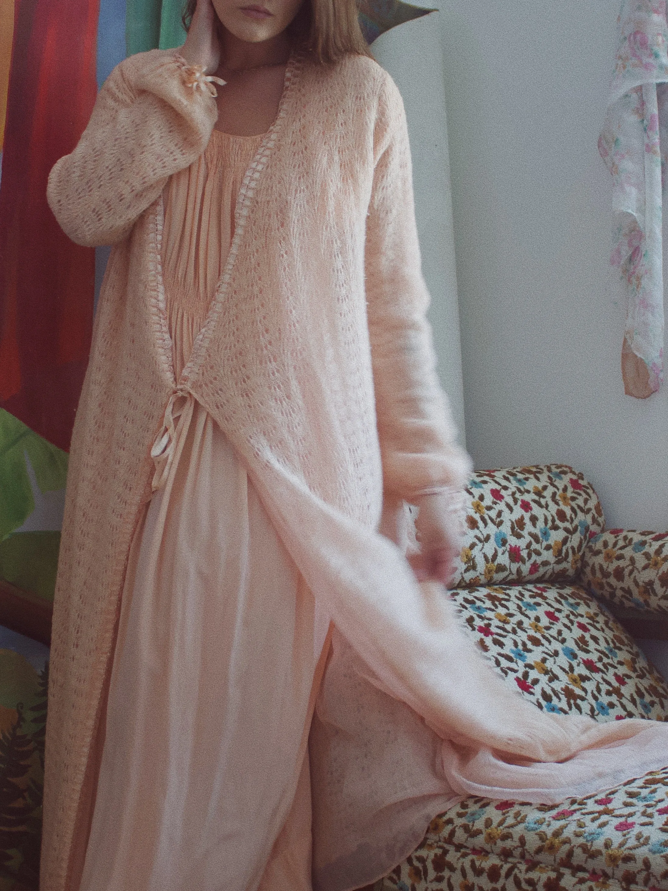 1920s Pale Peach Open Weave Knit & Chiffon Floor Length Wrap Dressing Gown