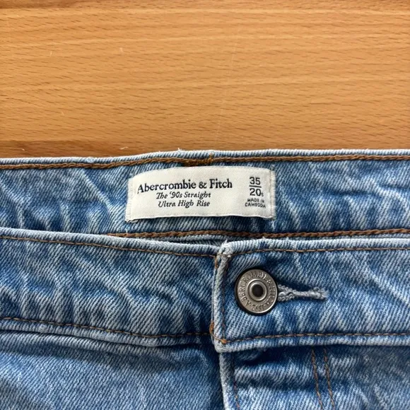 Abercrombie &amp; Fitch 90’s Straight Women's 35 Blue Jeans ultra high rise 20 S
