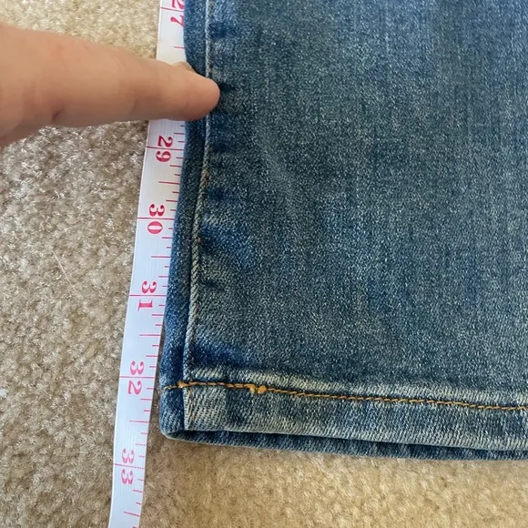 Anthropologie Pilcro High Rise Flare Jeans. Women size 25