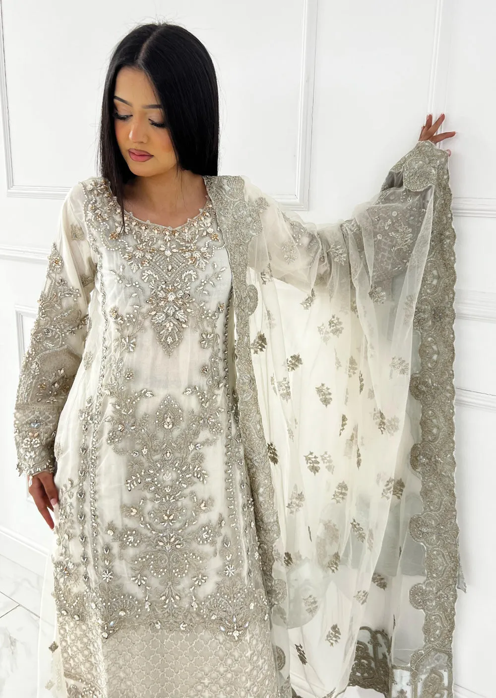 ARWS-09- Offwhite - Readymade - ARW Chiffon Collection 2025