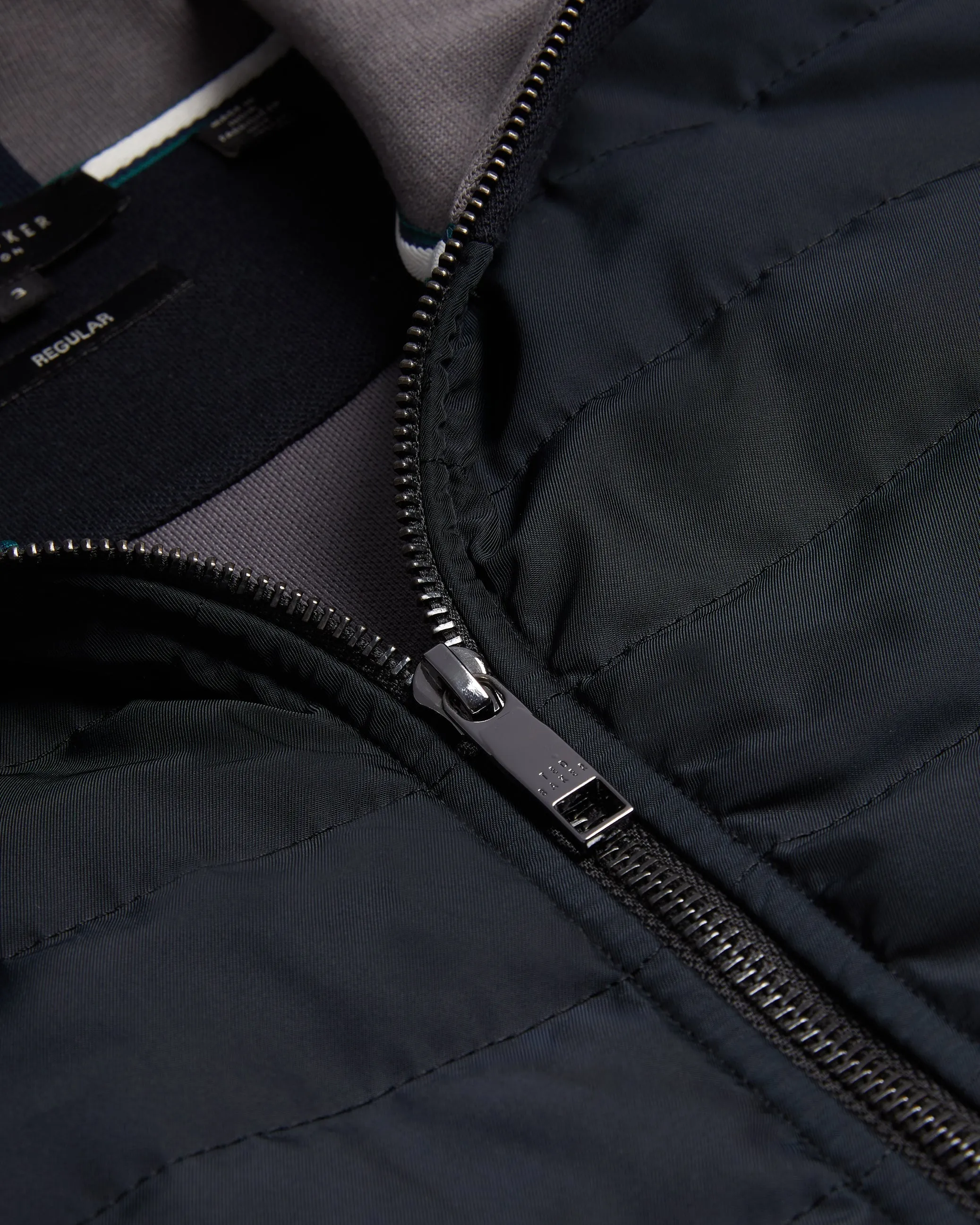 Atho Short Sleeve Regular Fit Quilted Gilet Black