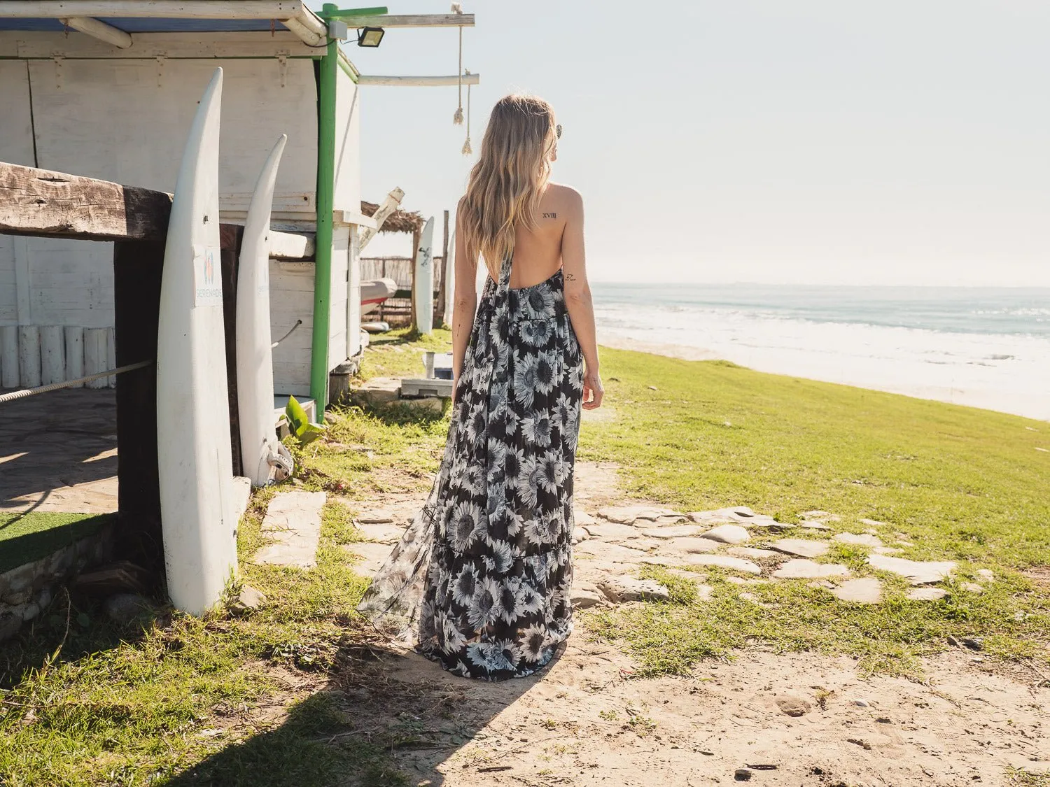 Ayla Black & White Sunflower - Chiffon