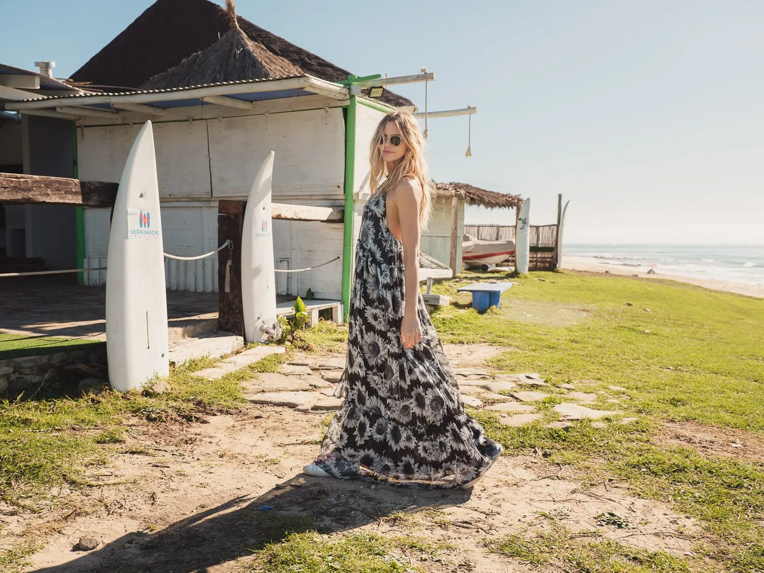 Ayla Black & White Sunflower - Chiffon