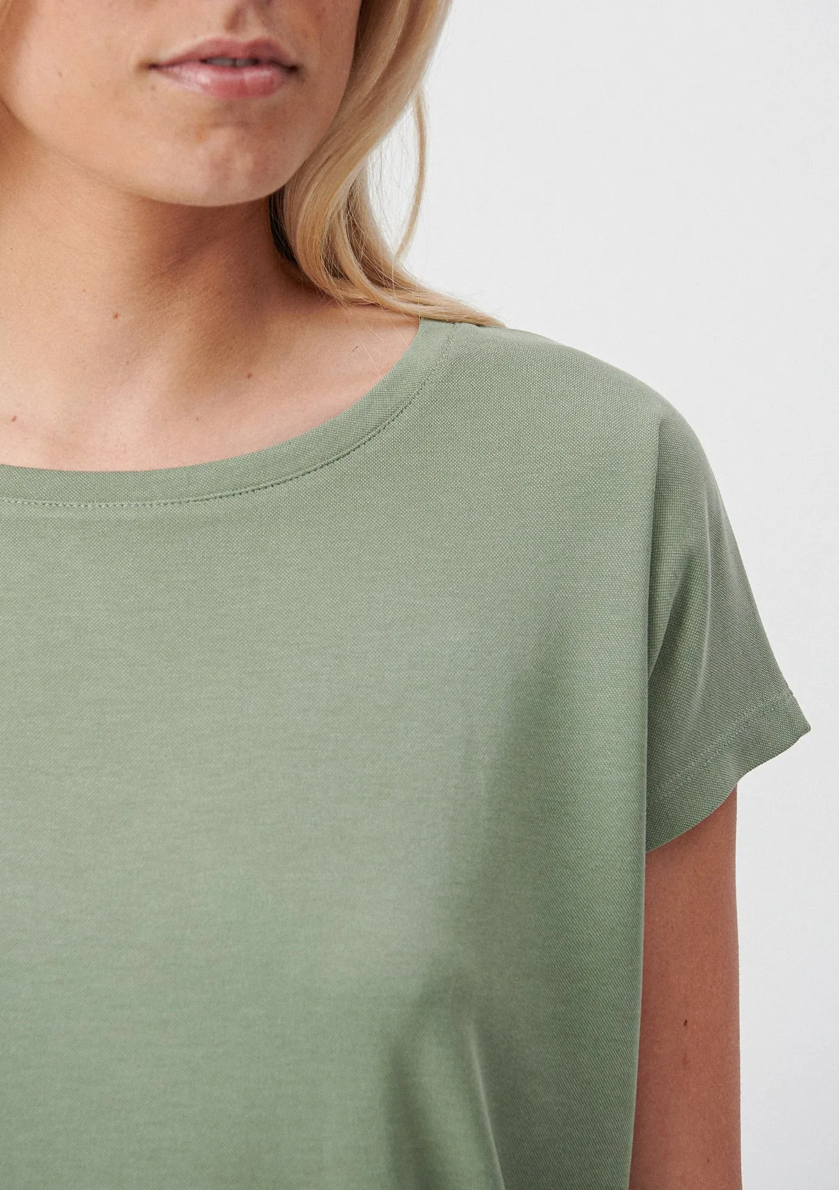 Basic T-Shirt