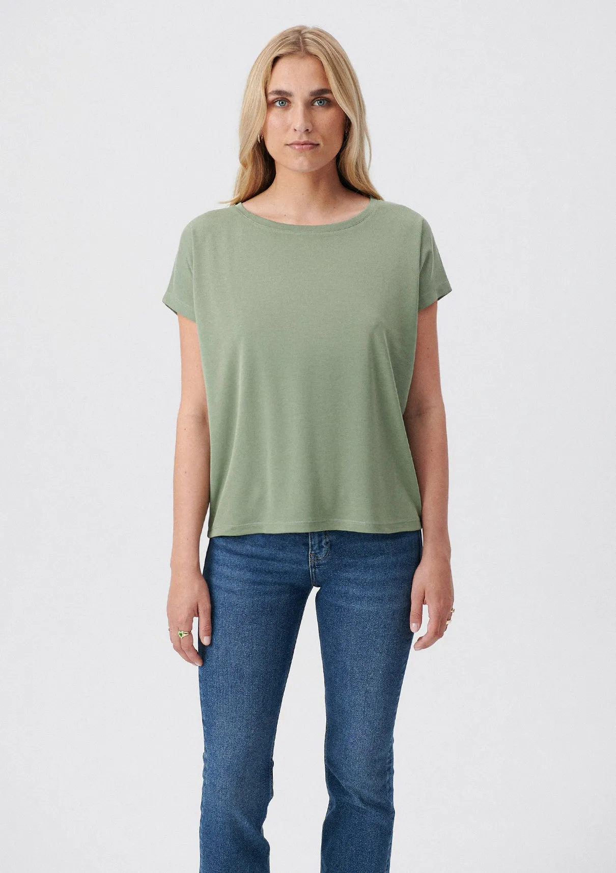Basic T-Shirt