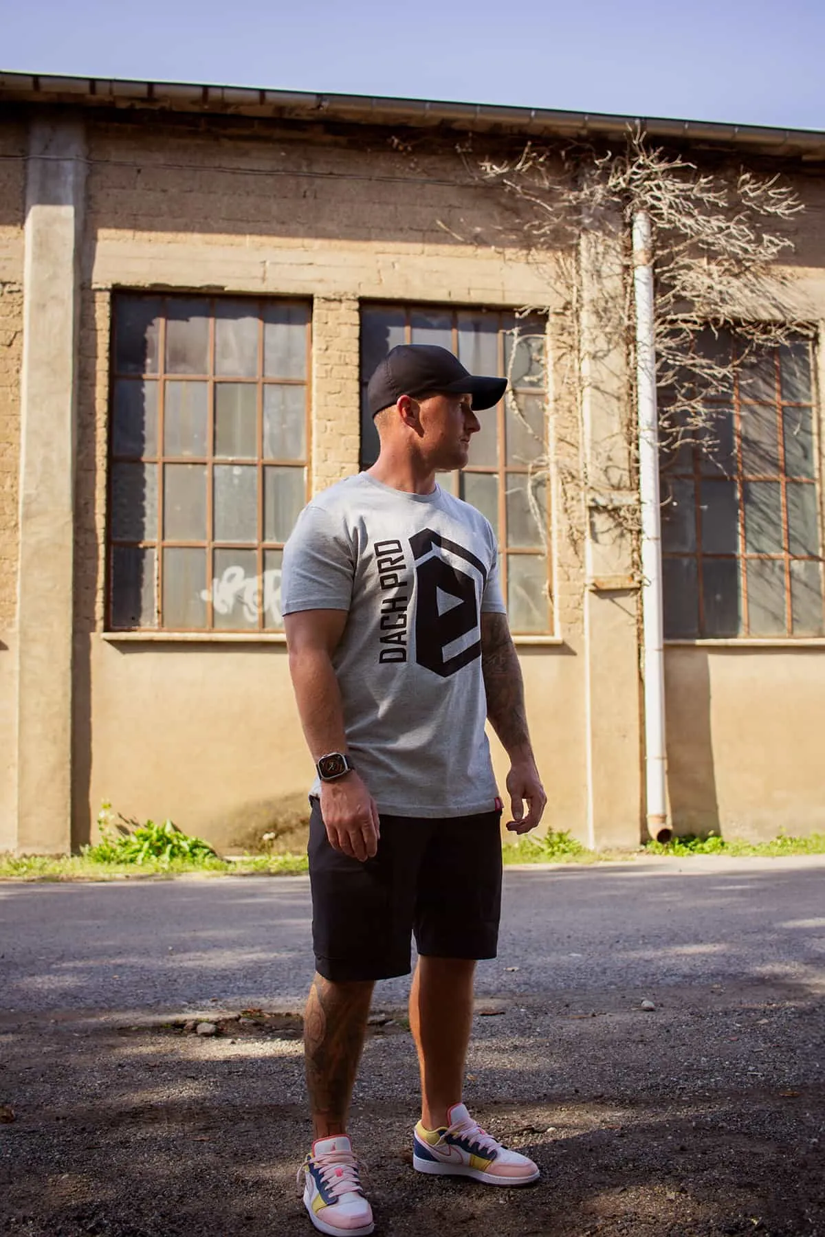 'BIG' T-Shirt