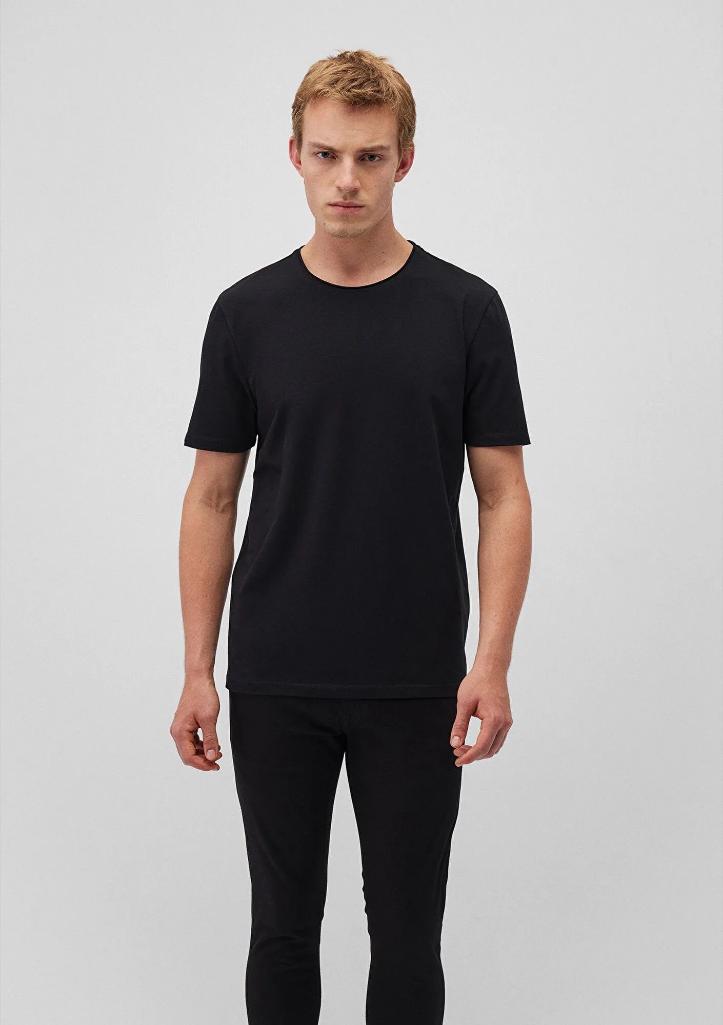 Black Basic T-Shirt
