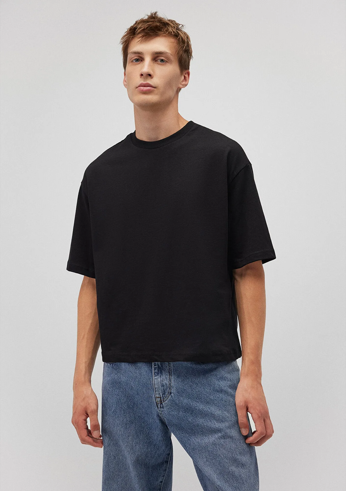 Black Basic T-Shirt