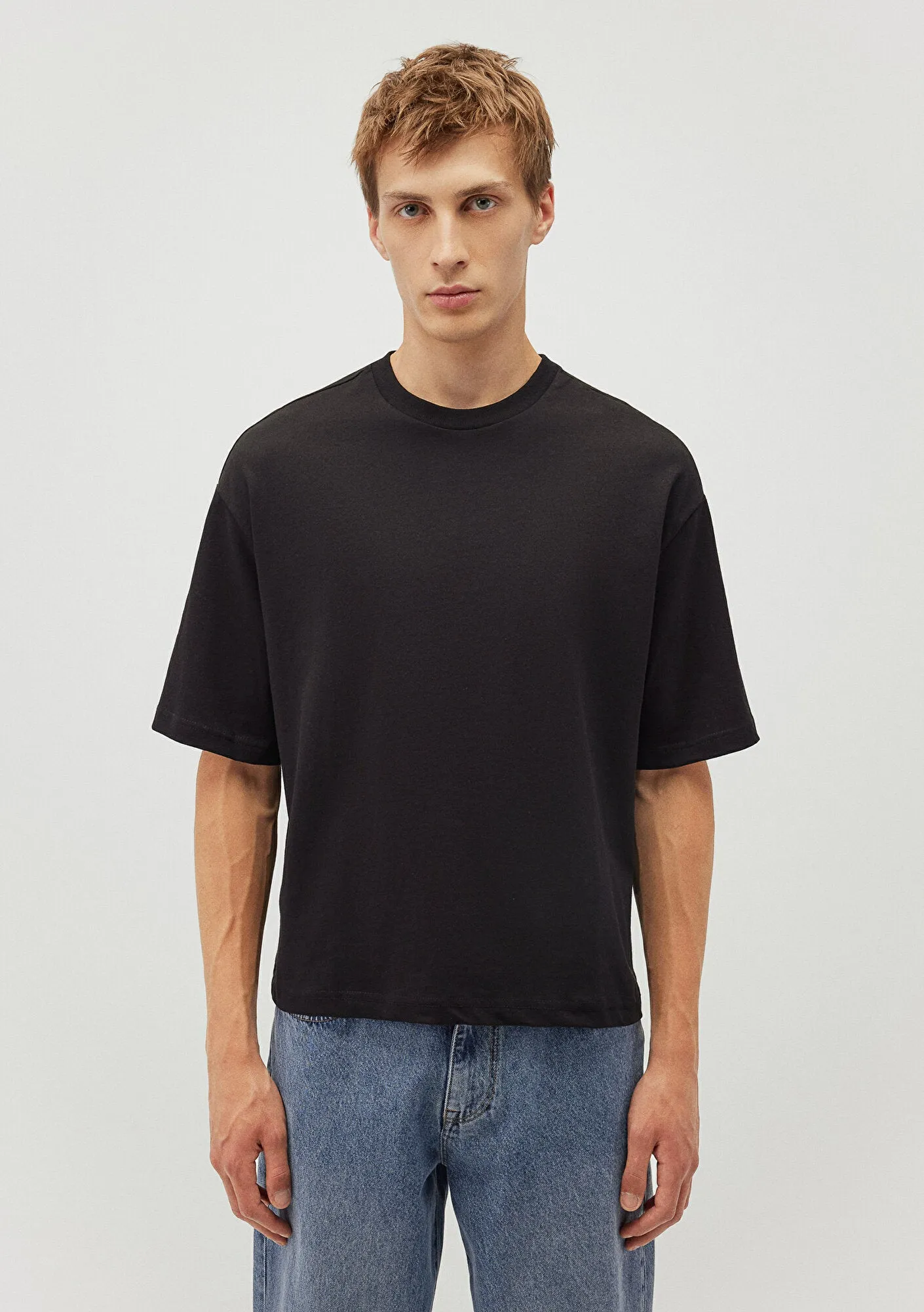 Black Basic T-Shirt