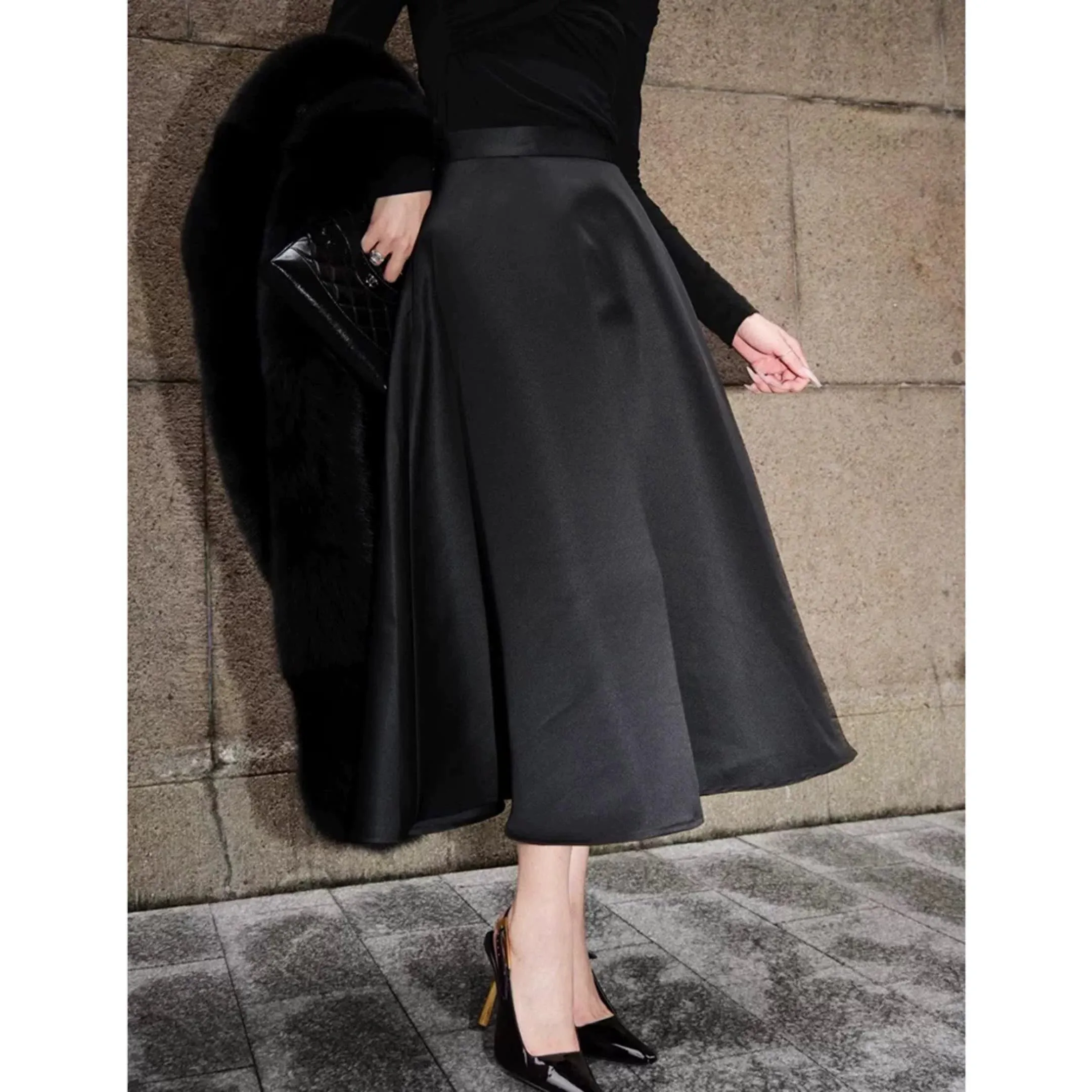 Black high waist vintage skirt