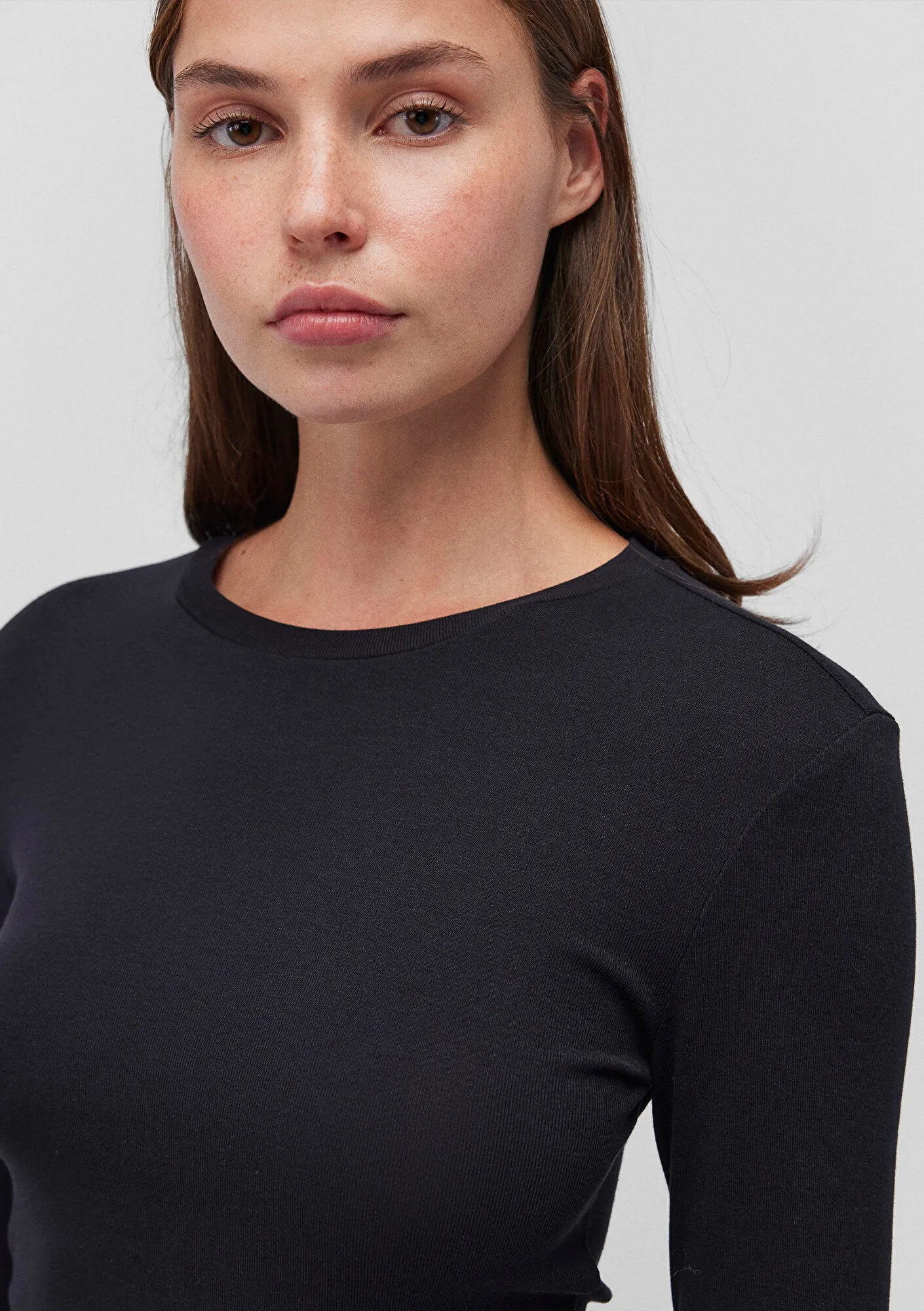 Black Long Sleeve Crop Basic T-Shirt