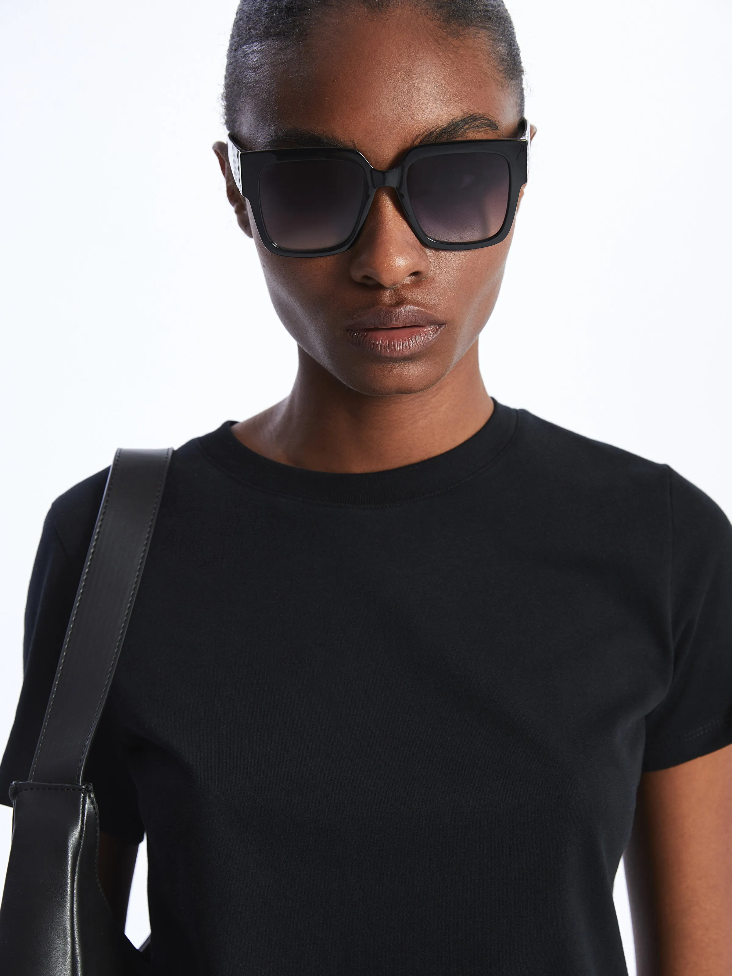 Crew Neck Plain Short Sleeve Women T-Shirt