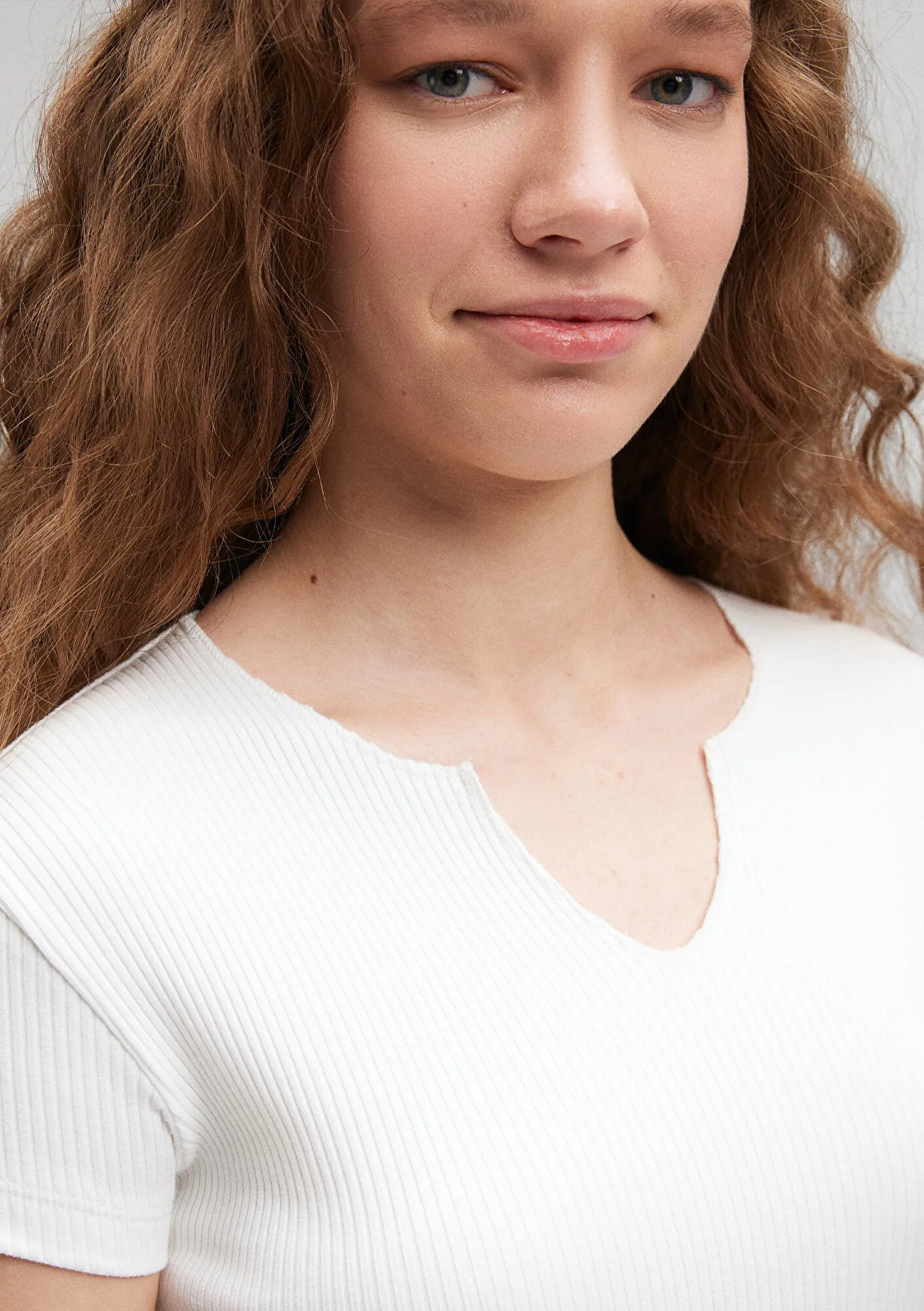 Crew Neck White Basic T-Shirt
