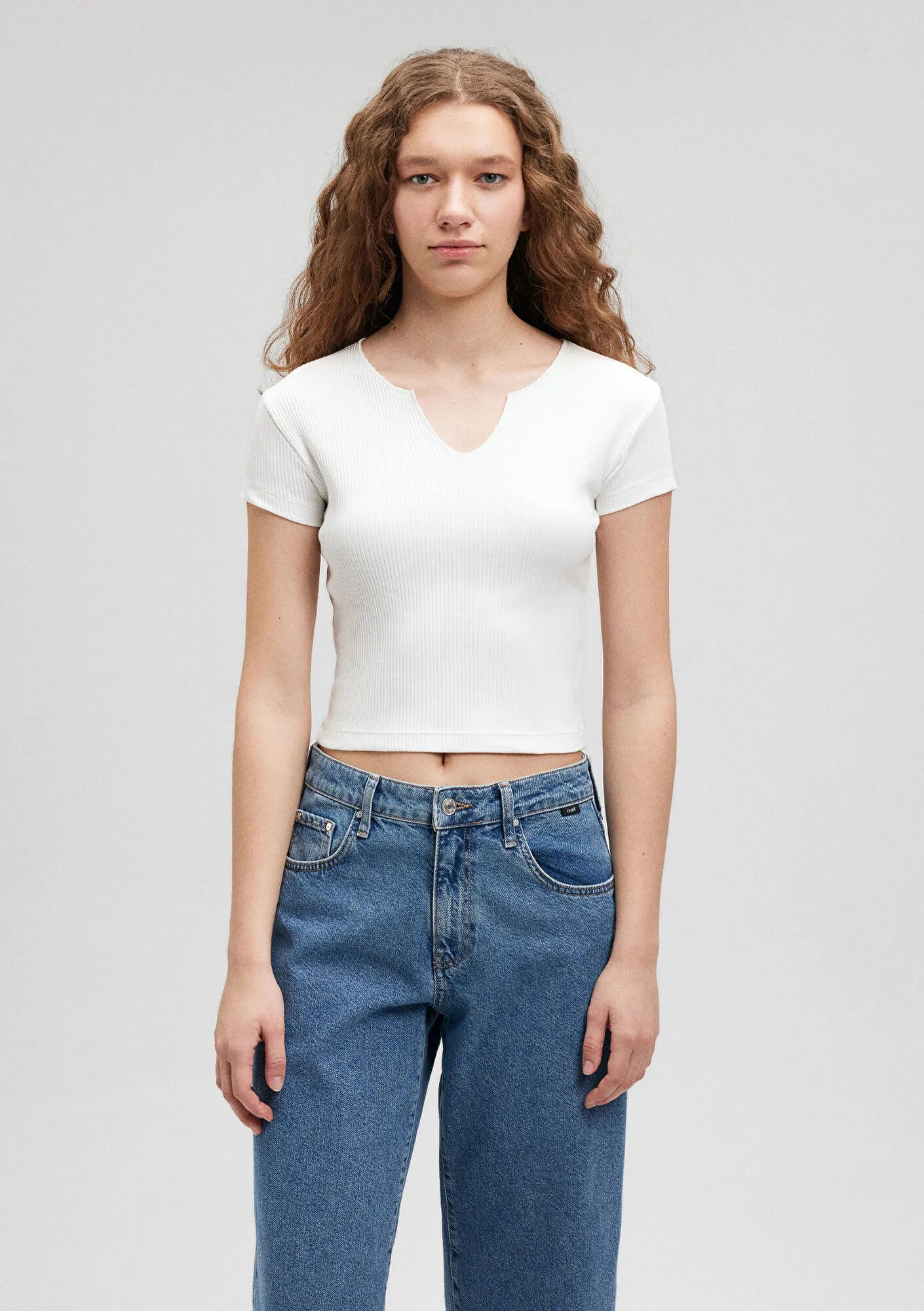 Crew Neck White Basic T-Shirt