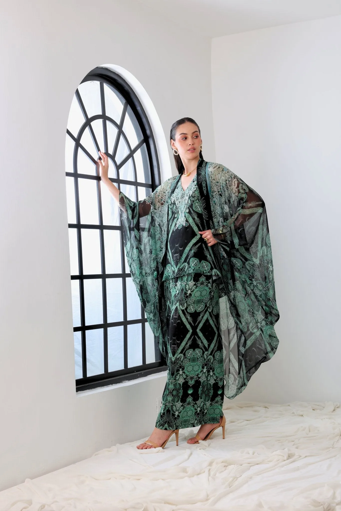EMERALD OASIS MEDIUM CAPE