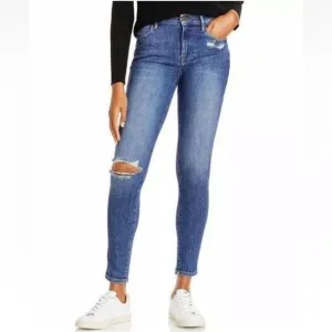Frame Denim Le High skinny Jeans Medium Blue Distressed cut out
