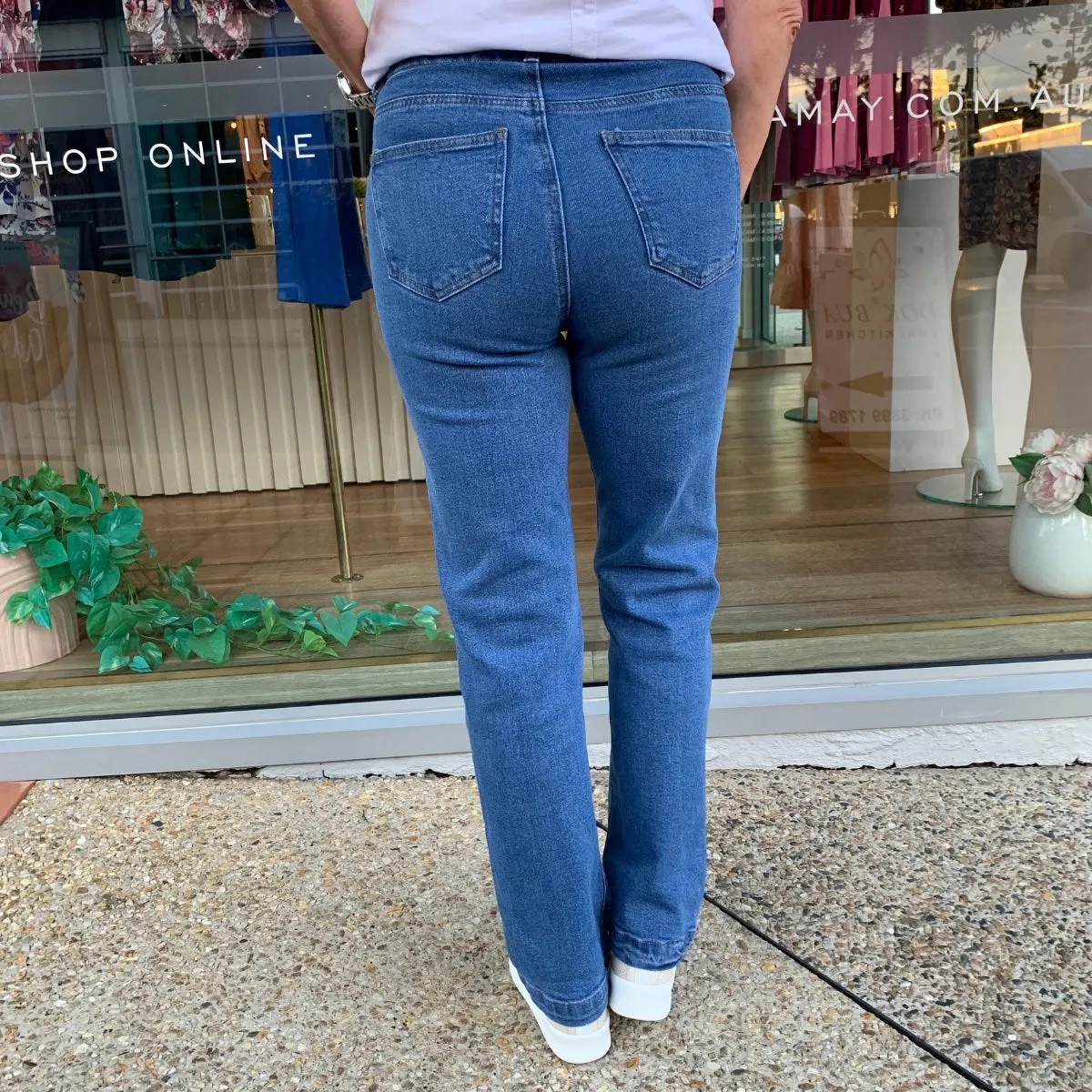 Frida Straight Leg Jeans (Mid Blue)