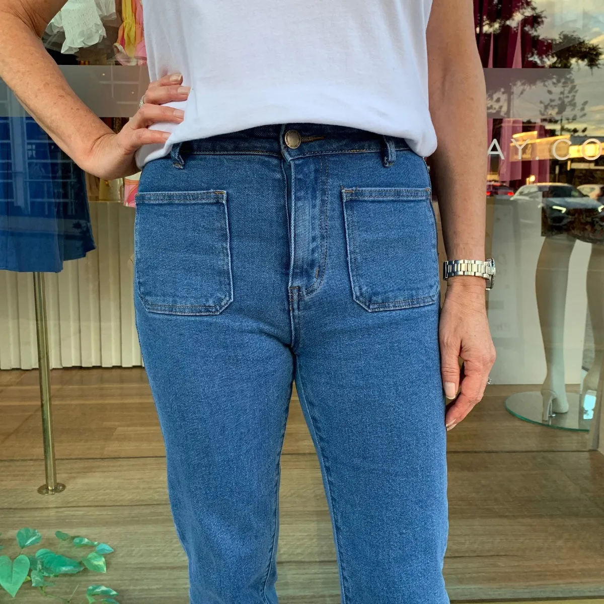 Frida Straight Leg Jeans (Mid Blue)