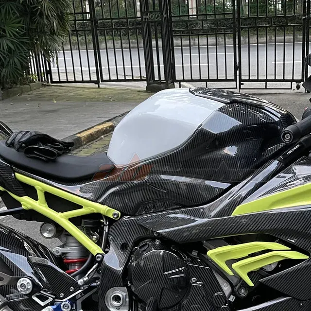 Gas Tank Side Covers Trim Fairings Cowling For BMW S1000R 2020 2023 Carbon Fiber 100%