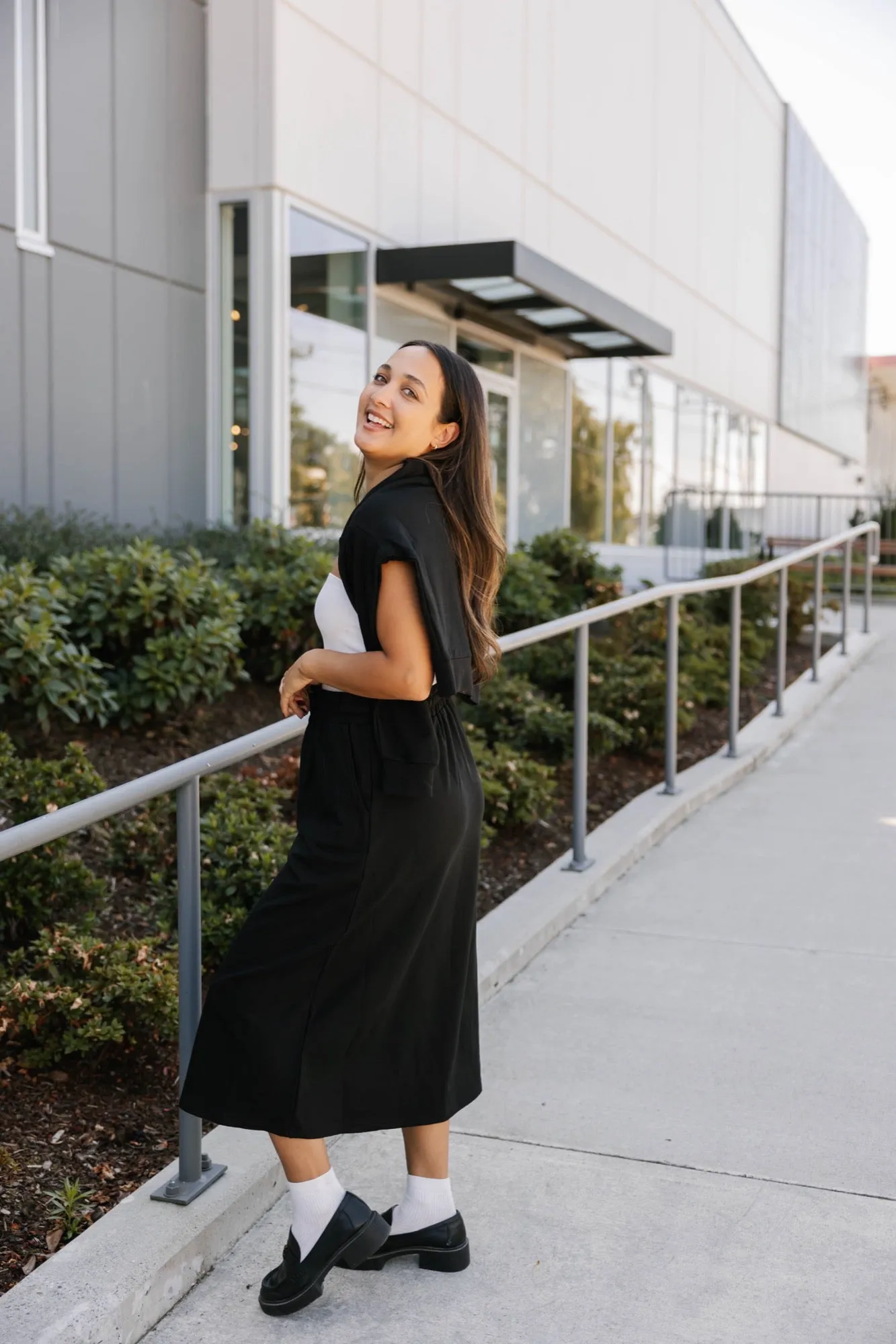 Hang Out Skirt in Midnight Black