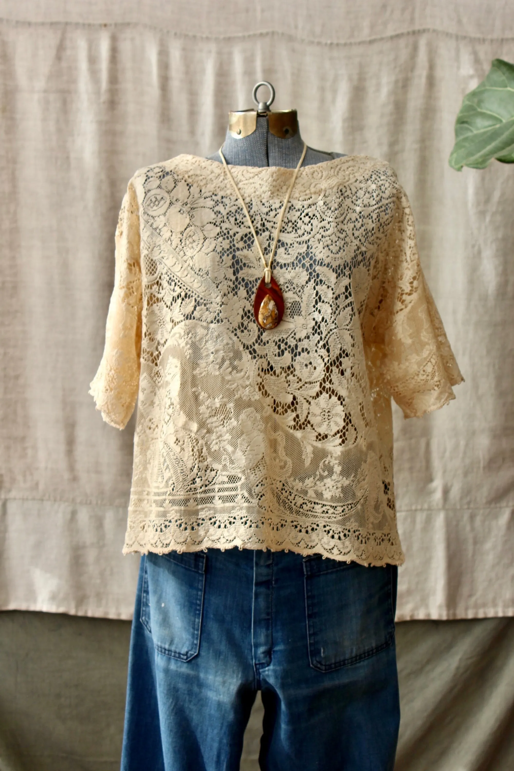 HF172 The Highlands Foundry Natural Heirloom Crochet Top