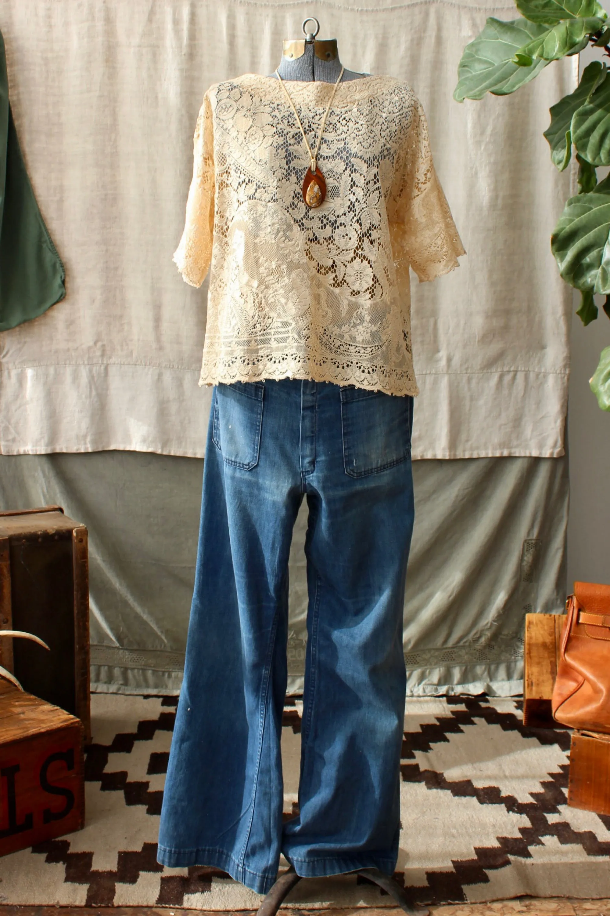 HF172 The Highlands Foundry Natural Heirloom Crochet Top
