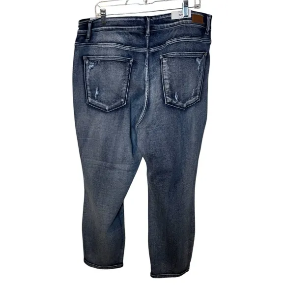 Judy Blue Boyfriend Jeans Distressed Blue