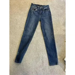 Judy Blue Women's Relaxed Fit Skinny Jeans Dark Wash Size 3