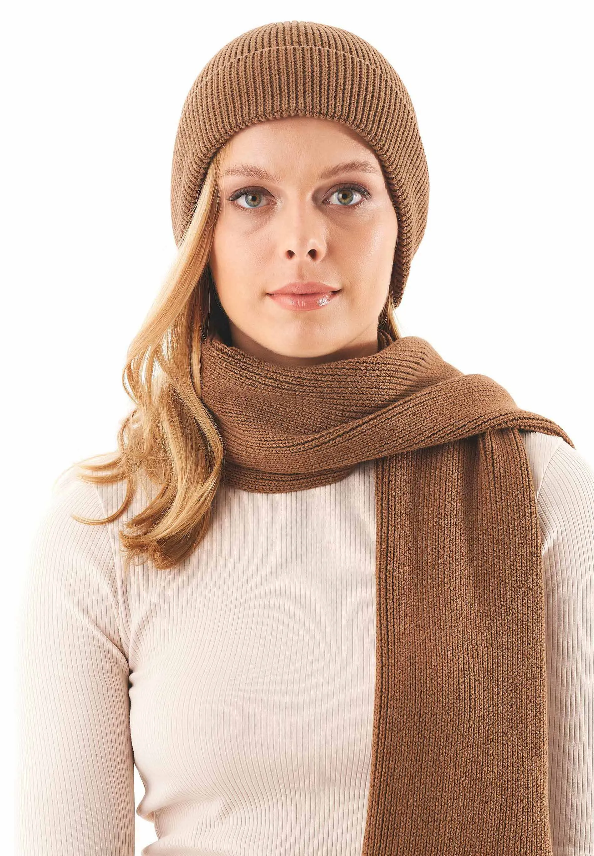 Knitted Organic Cotton Beanie Camel