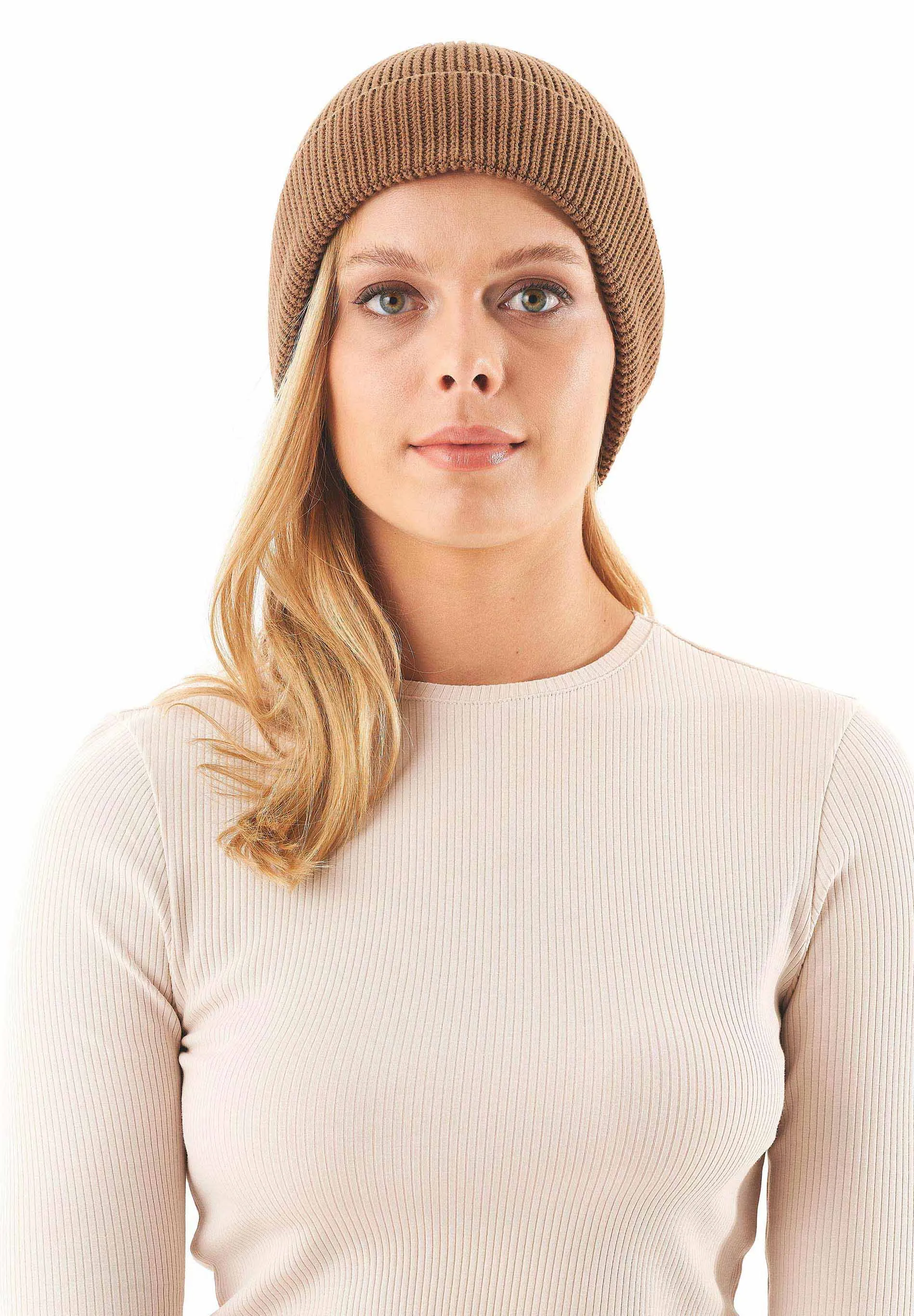 Knitted Organic Cotton Beanie Camel