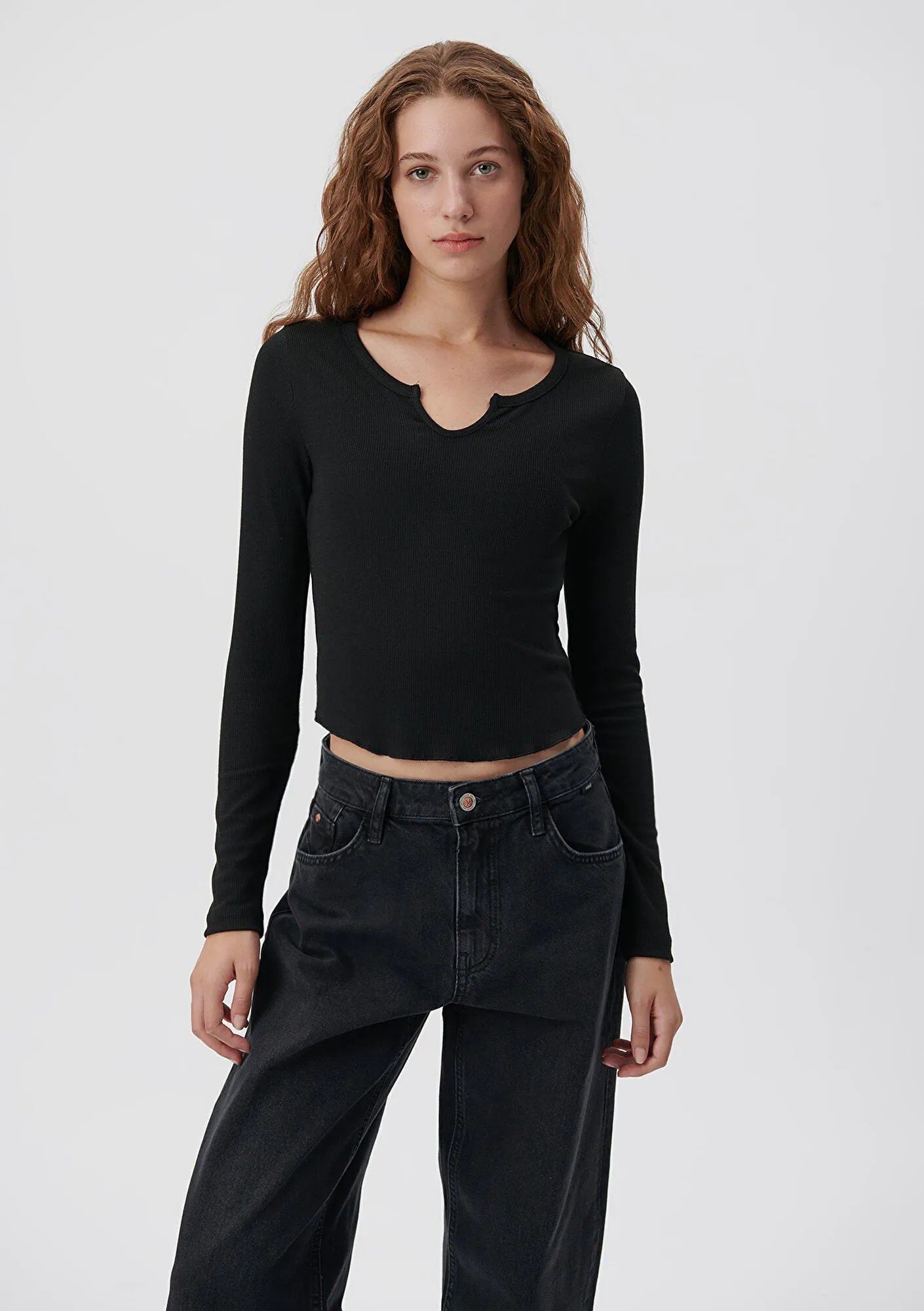 Lond Sleeve Black Basic T-Shirt