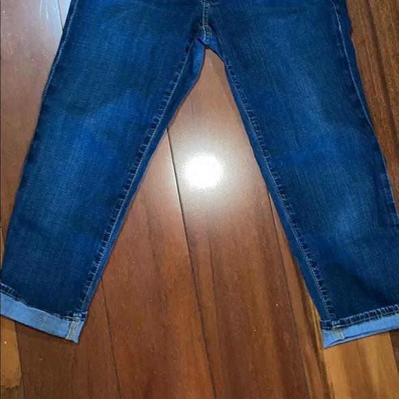 ♦️LUXURY DENIM CROP JEANS - Size 27R by AG Adriano Goldschmied - Fashion Lover