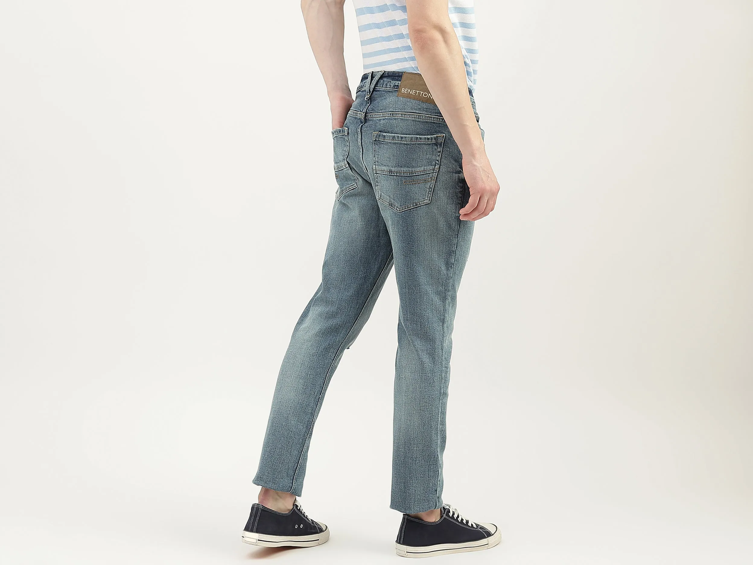 Men Solid Skinny Fit Jeans