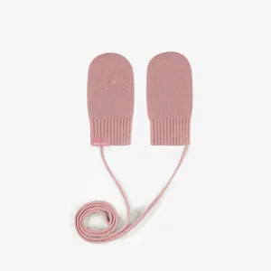 Mitaines roses pâle avec cordon en maille, bébé || Light pink knitted mittens with a drawstring, baby
