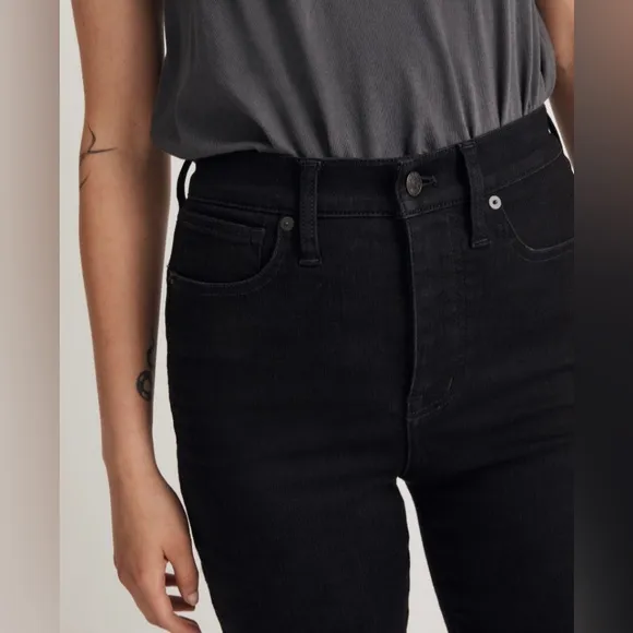 NWT Madewell Sz 25 black stovepipe jeans denim with magic pockets NEW