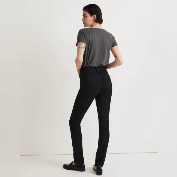 NWT Madewell Sz 25 black stovepipe jeans denim with magic pockets NEW