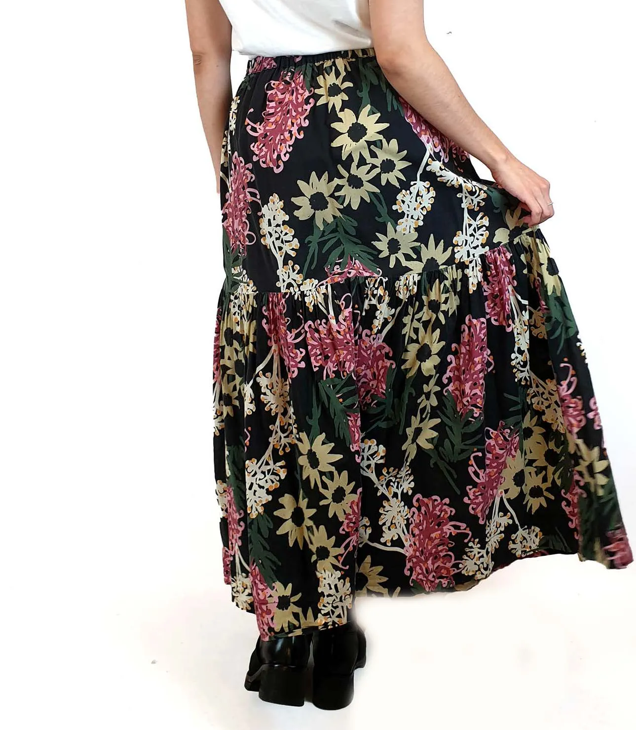 Obus black floral print maxi skirt size 1 (fits 8-10)