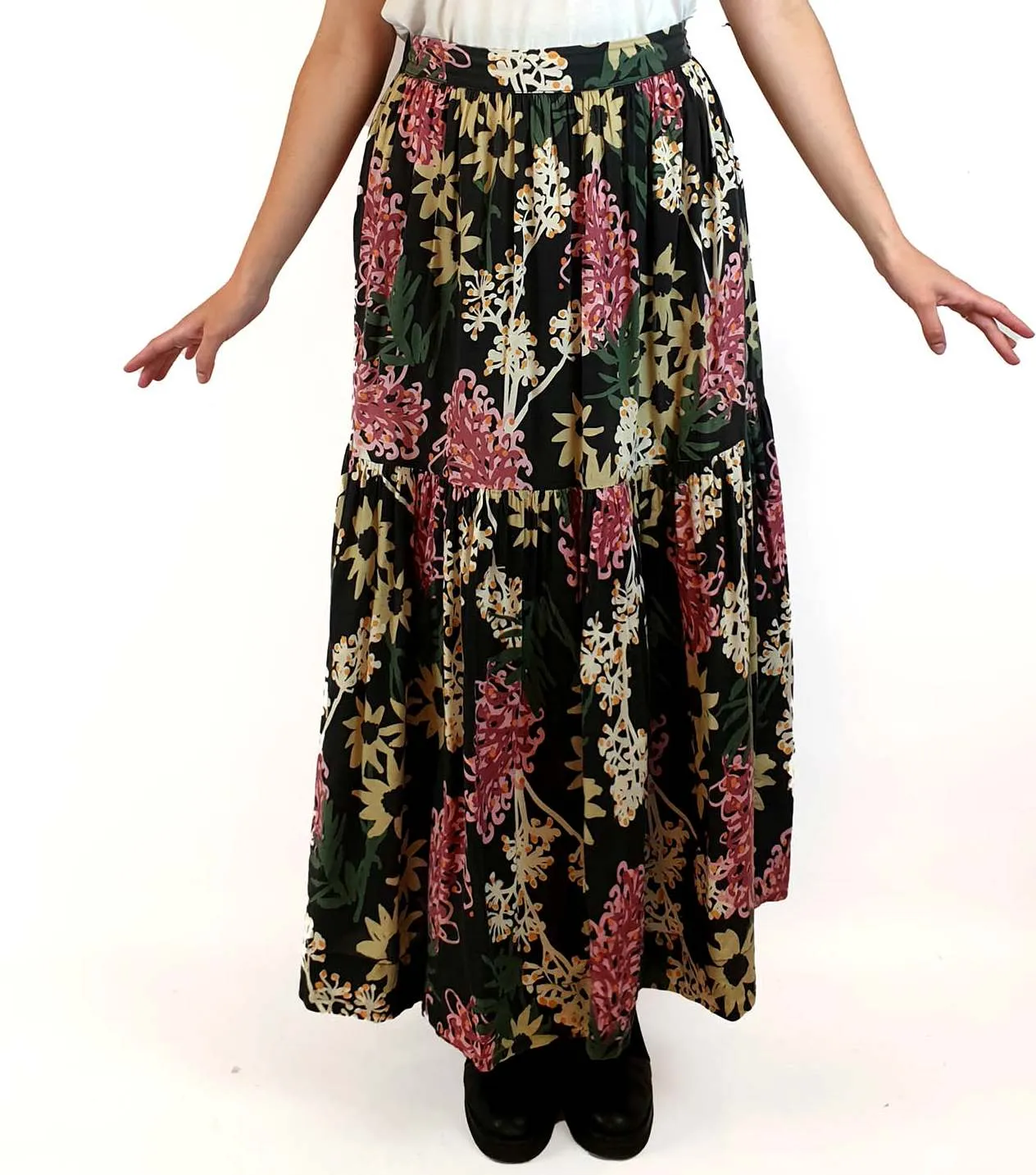Obus black floral print maxi skirt size 1 (fits 8-10)