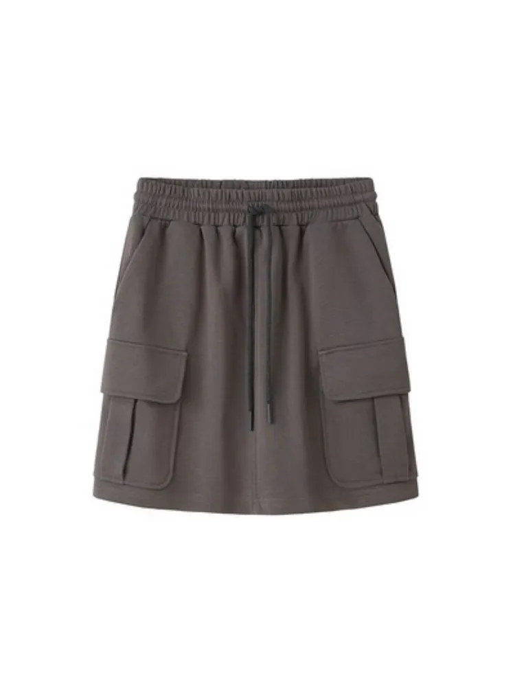 pullover sweatshirt  ＆ A-Line Skirts