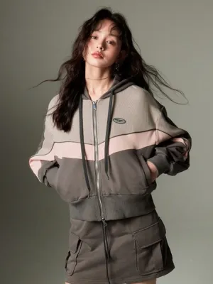 pullover sweatshirt  ＆ A-Line Skirts