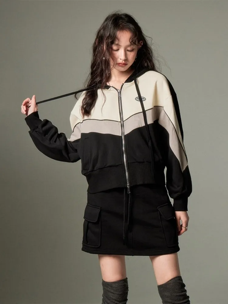 pullover sweatshirt  ＆ A-Line Skirts