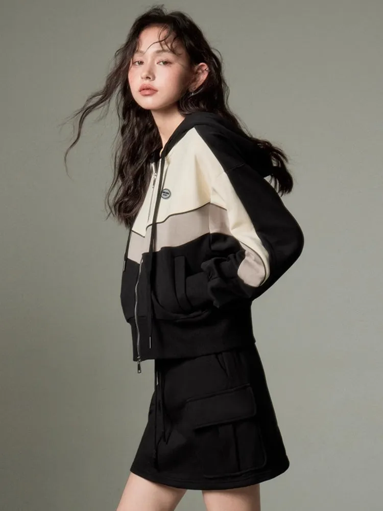 pullover sweatshirt  ＆ A-Line Skirts