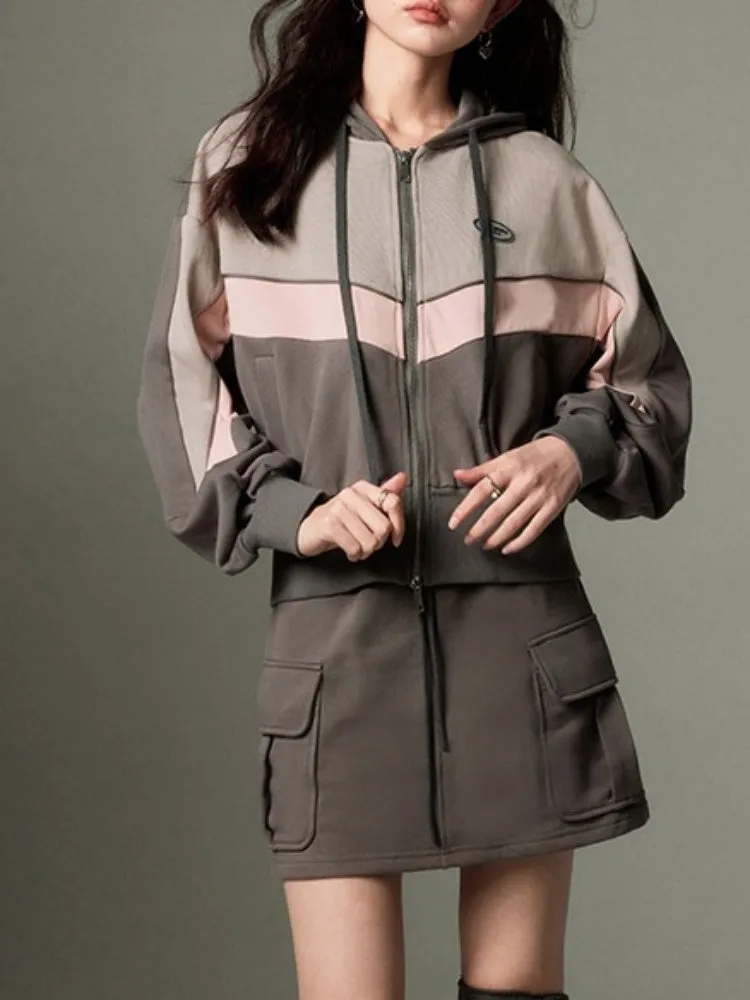 pullover sweatshirt  ＆ A-Line Skirts