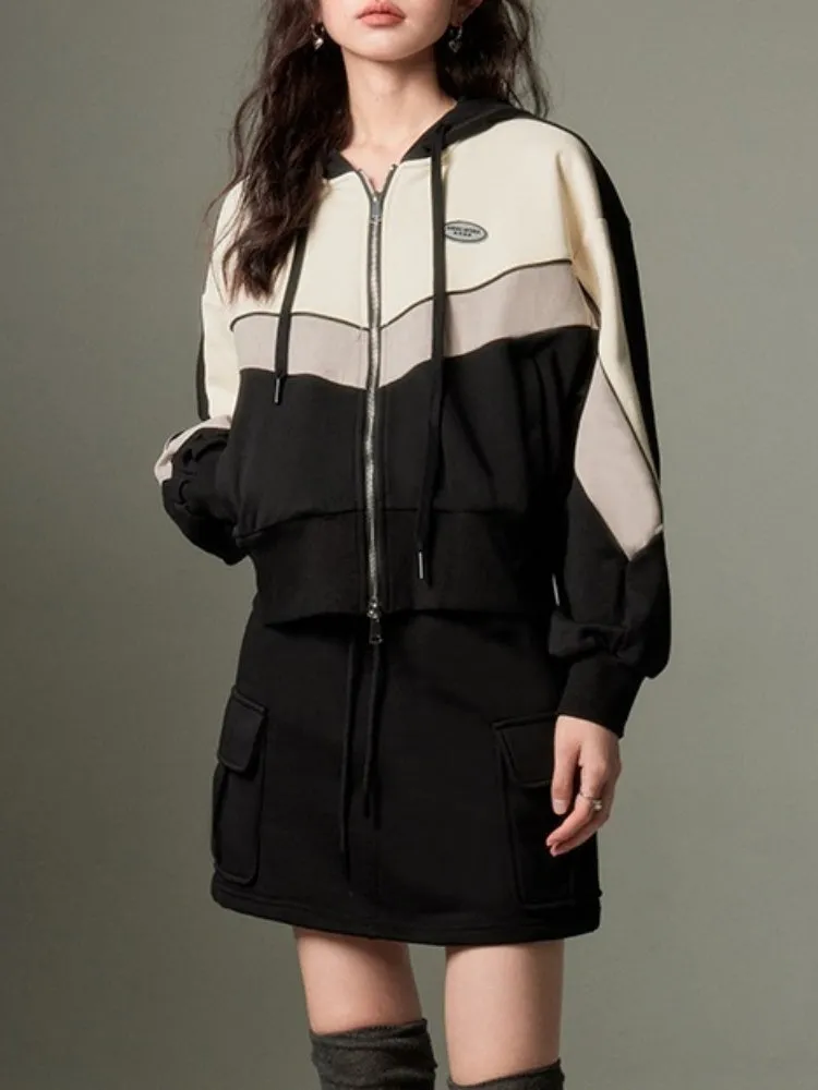 pullover sweatshirt  ＆ A-Line Skirts