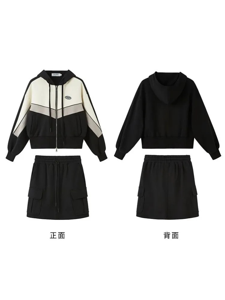 pullover sweatshirt  ＆ A-Line Skirts