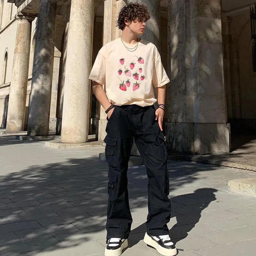 "Simple casual fashion strawberry" T-shirt