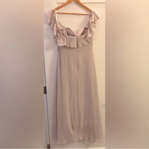Revelry Scarlet Chiffon Size 10 Dress in Taupe 🤍