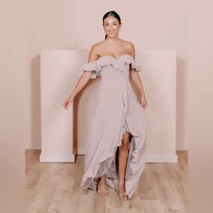Revelry Scarlet Chiffon Size 10 Dress in Taupe 🤍