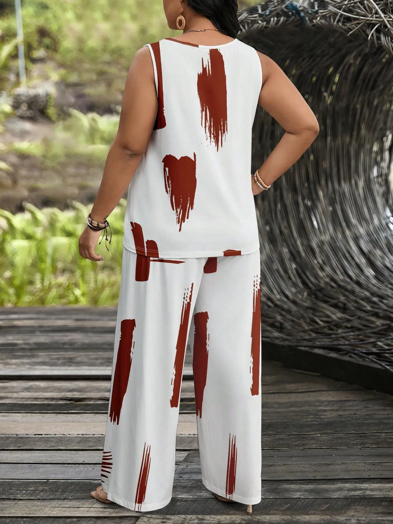 Round Neck Sleeveless Top & Shorts 2 Piece Set