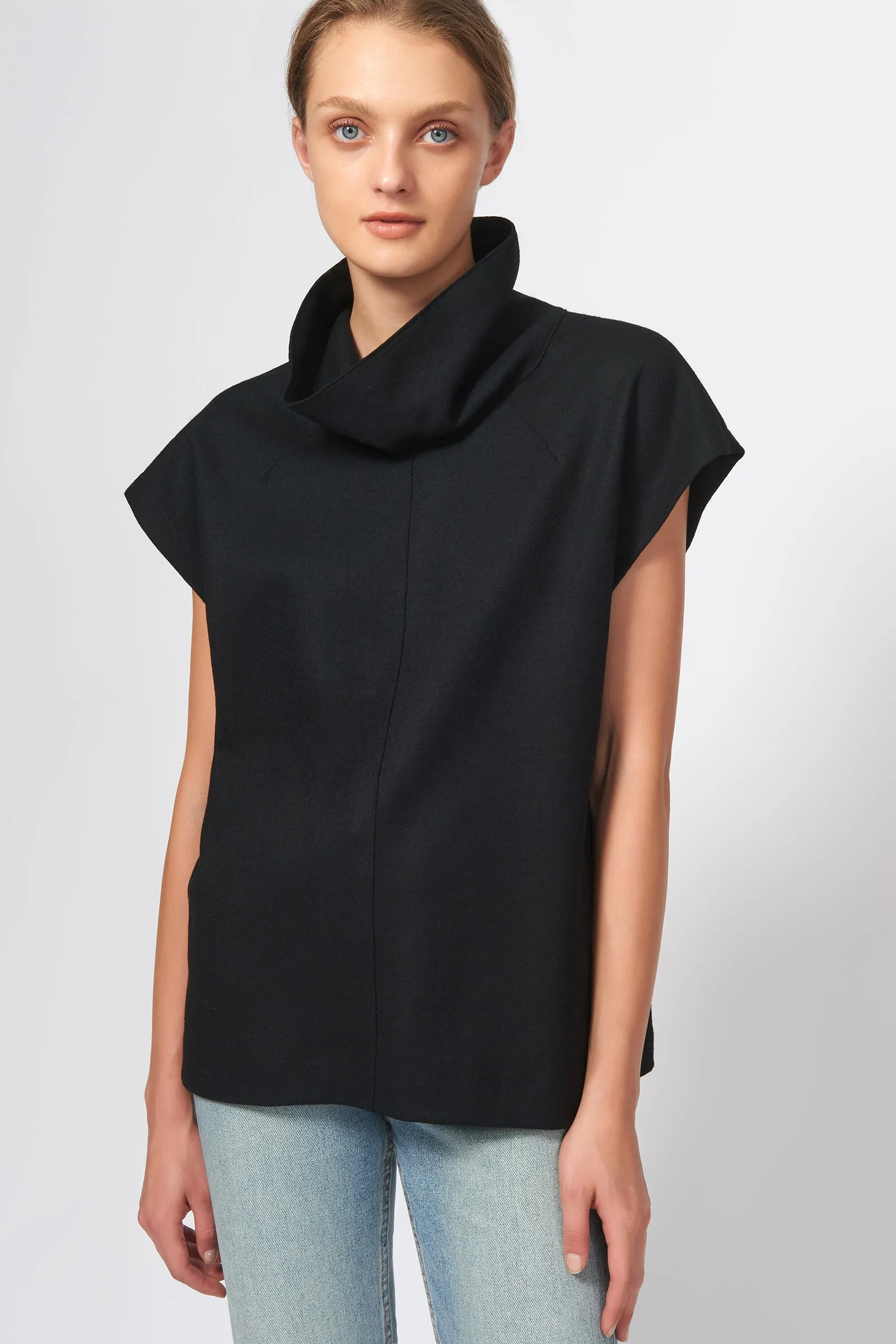Seamed Turtleneck - Black